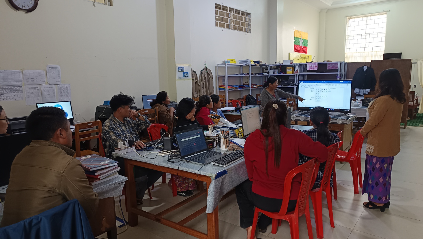 ချင်းပြည်နယ်တရားလွှတ်တော် ရုံးတွင်းကွန်ပျူတာသင်တန်း ဖွင့်ပွဲအခမ်းအနားကျင်းပ